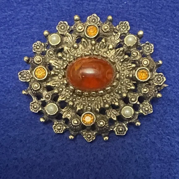 Ornate Vintage  Sarah Cov Gold and Orange Floral Brooch - Picture 4 of 7